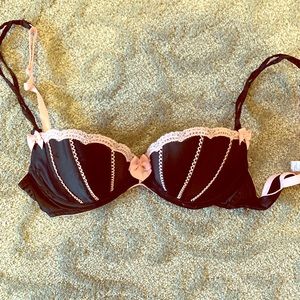 32C VS Push Up Bra Sexy Little Things